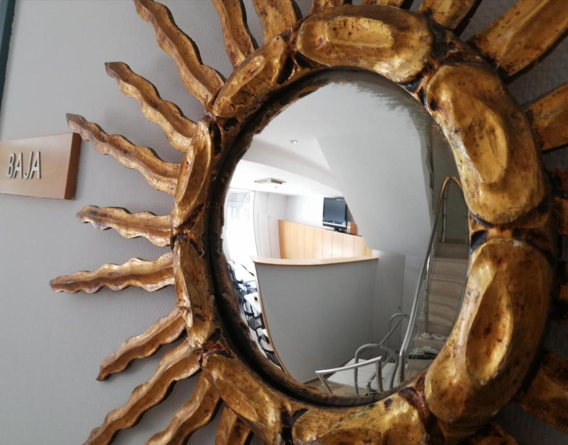 Hostal Cuentame Evolucion Auto Check In Burgo エクステリア 写真